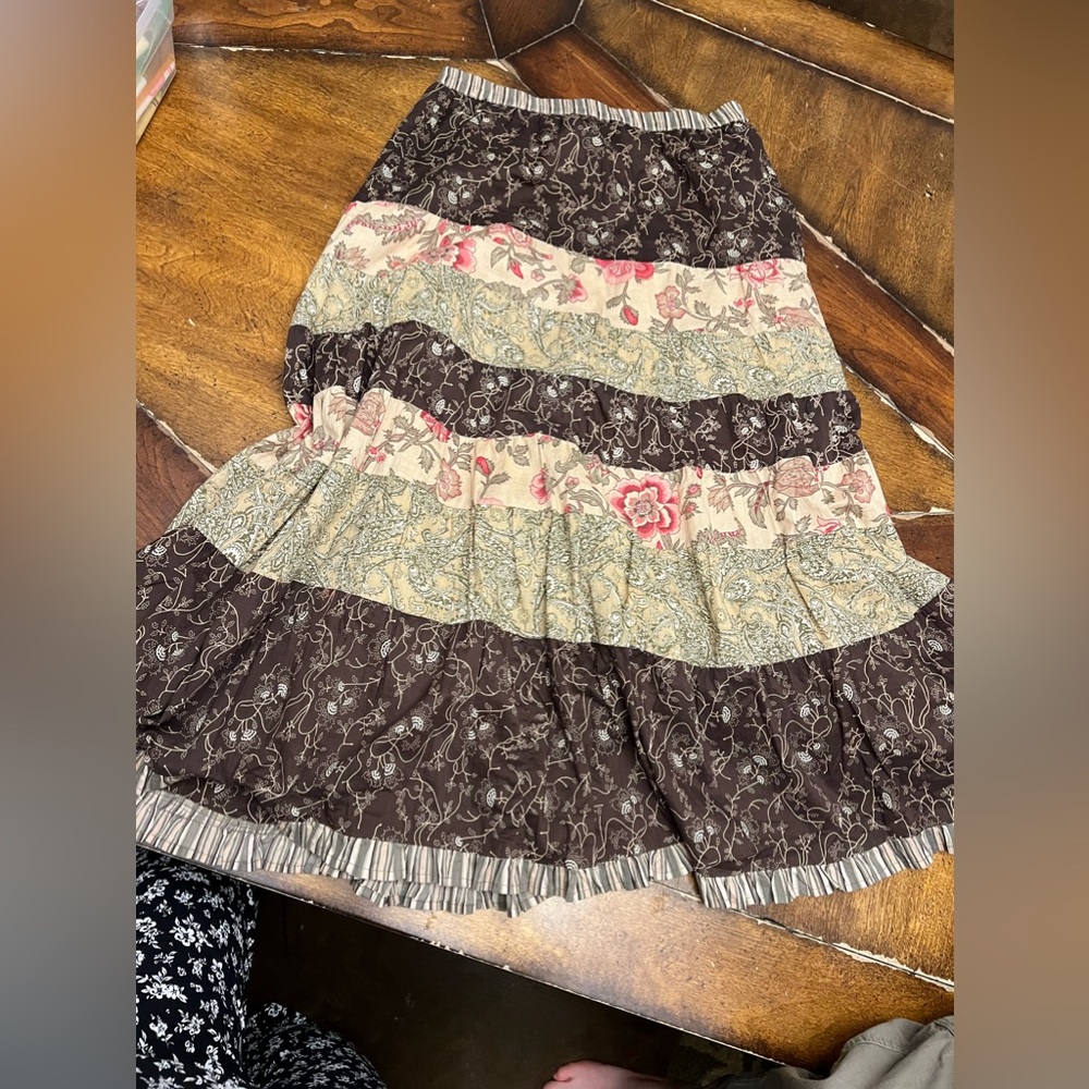 indie skirt, perfect for a more cottage core style, last chance before I donate!
